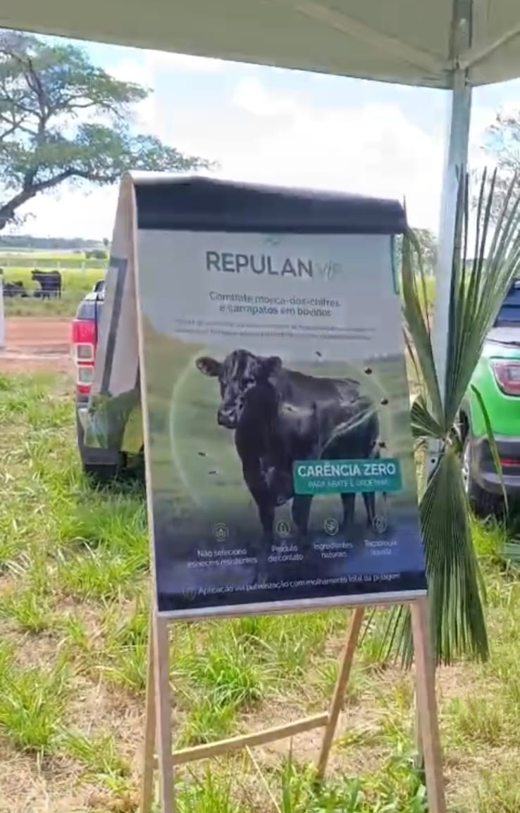 Repulan display at the Agro Cerrados event